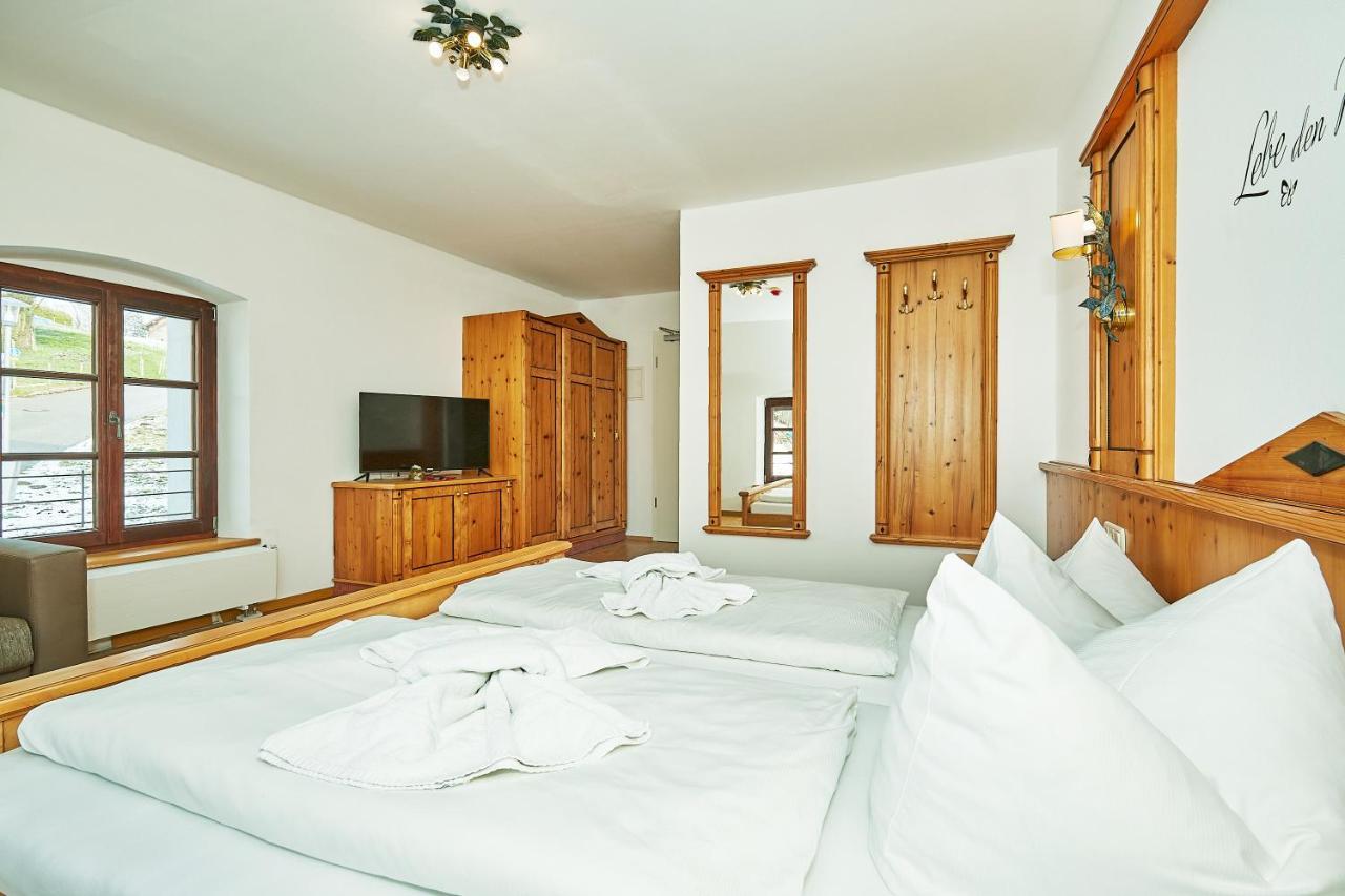 Klosterwirt Hoeglwoerth Hotel *